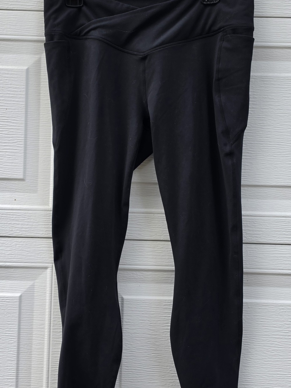 Fabletics PureLuxe Cross-Waist Leggings With Pockets Black XL